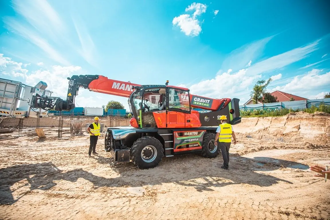 Ilustracja: GRAVIT Rental: maszyny do wynajęcia na budowę. Ładowarka teleskopowa GRAVIT-Rental-Manitou-MRT-2260-Vision-min