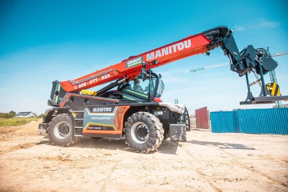 Wynajem ładowarki teleskopowej obrotowej Manitou Vision MRT 2660 - zdjęcie 1 z 11