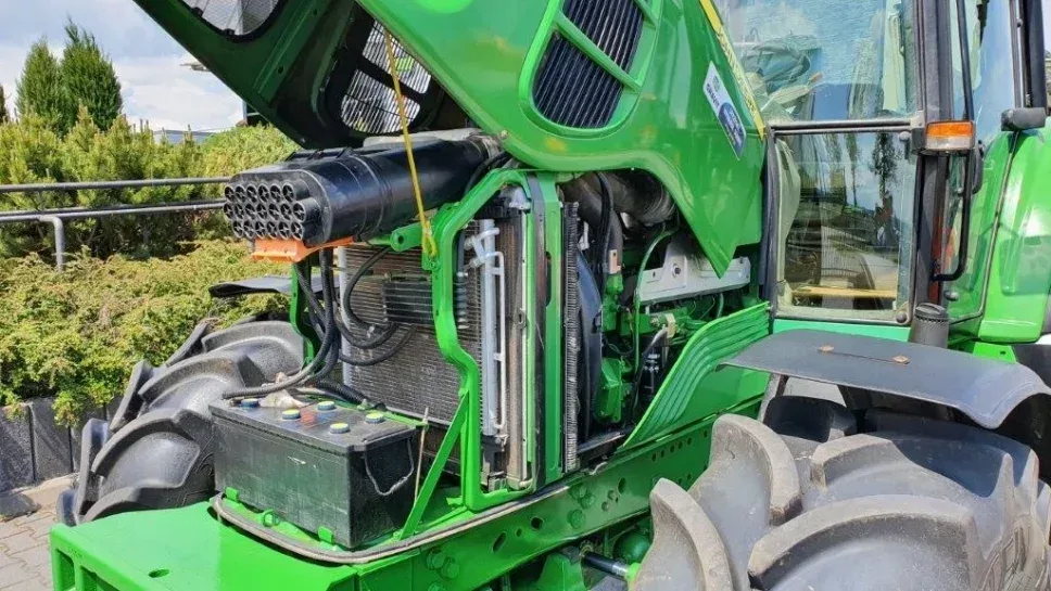 Wynajem ciągnika rolniczego John Deere 120-135 KM, miniatura zdjęcia 12 z 13.