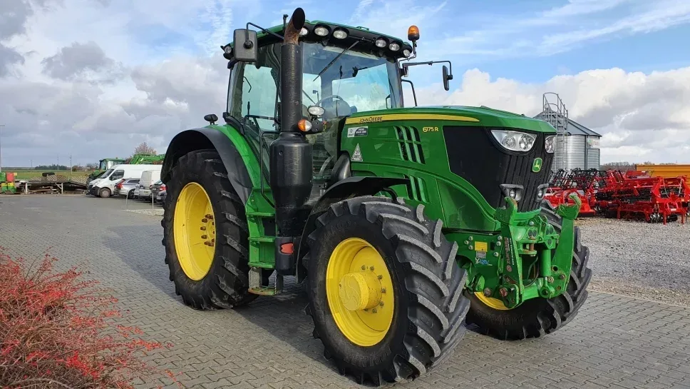 Wynajem ciągnika rolniczego John Deere 170-195 KM, miniatura zdjęcia 2 z 13.
