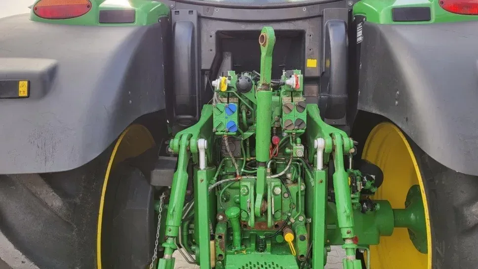 Wynajem ciągnika rolniczego John Deere 200-225 KM, miniatura zdjęcia 18 z 18.