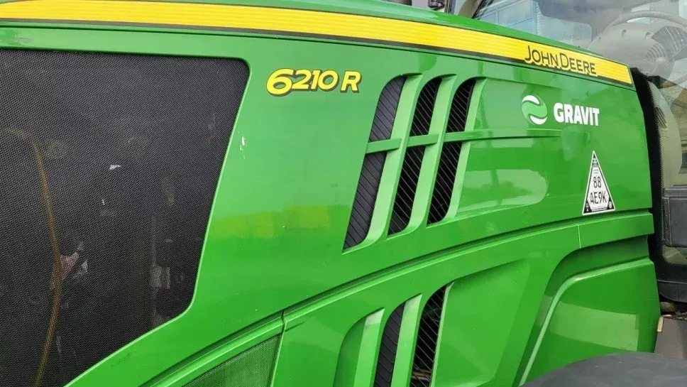 Wynajem ciągnika rolniczego John Deere 200-225 KM, miniatura zdjęcia 6 z 18.