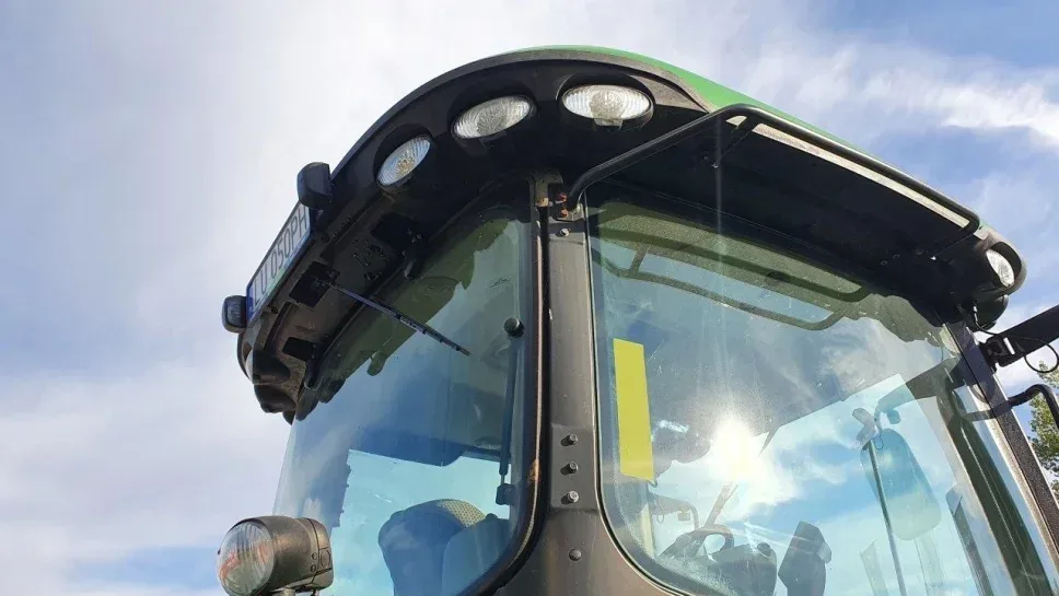 Wynajem ciągnika rolniczego John Deere 230-265 KM, miniatura zdjęcia 8 z 13.