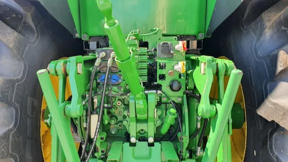 Wynajem ciągnika rolniczego John Deere 270-295 KM, miniatura zdjęcia 16 z 19.