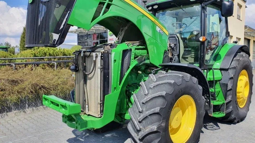 Wynajem ciągnika rolniczego John Deere powyżej 300 KM, miniatura zdjęcia 6 z 17.