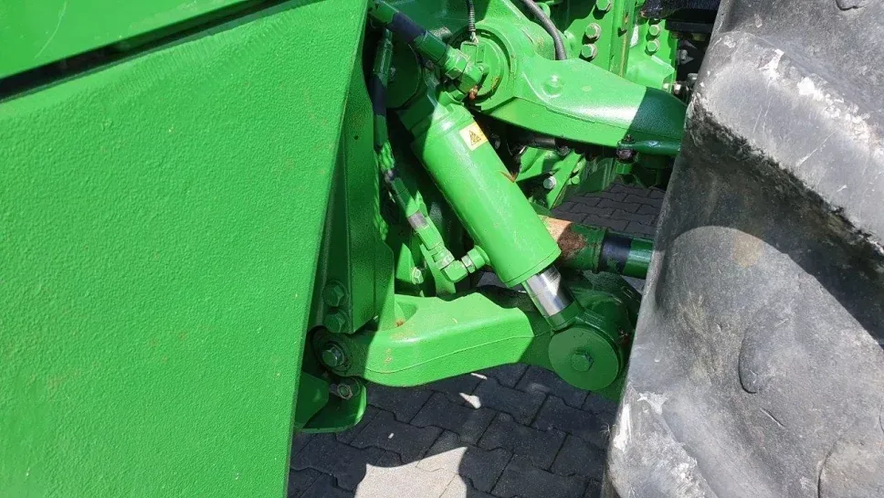 Wynajem ciągnika rolniczego John Deere powyżej 300 KM, miniatura zdjęcia 14 z 17.