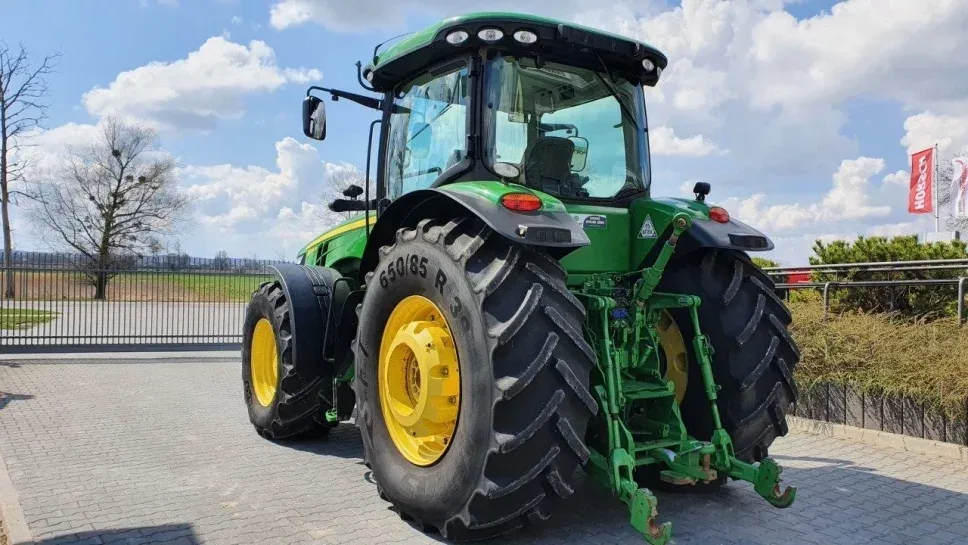 Wynajem ciągnika rolniczego John Deere powyżej 300 KM, miniatura zdjęcia 4 z 17.