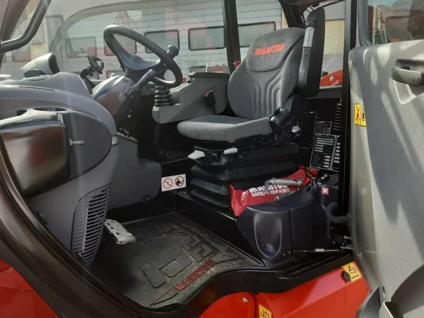 Ładowarka teleskopowa Manitou MLT 961, miniatura zdjęcia 5 z 11.