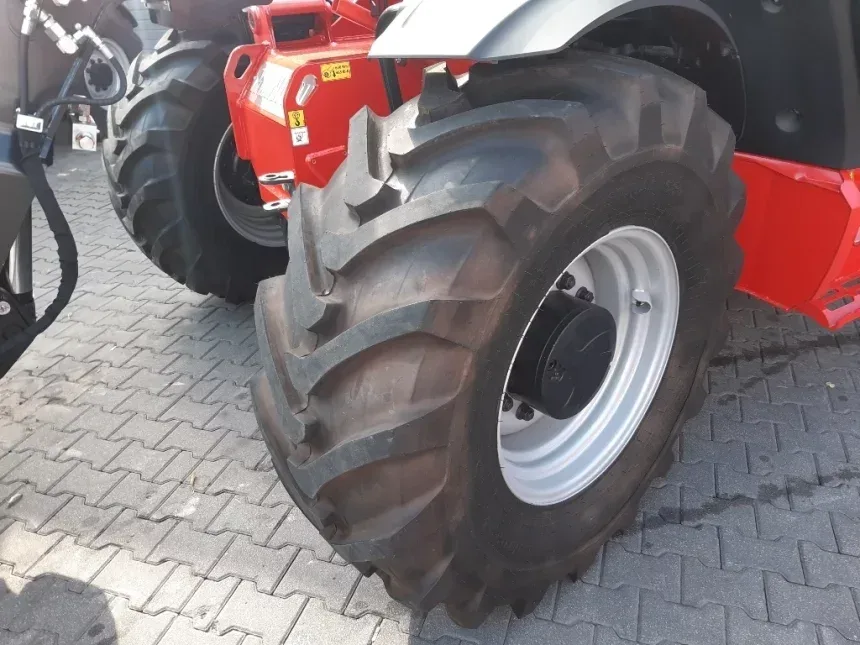 Ładowarka teleskopowa Manitou MLT 961, miniatura zdjęcia 9 z 11.