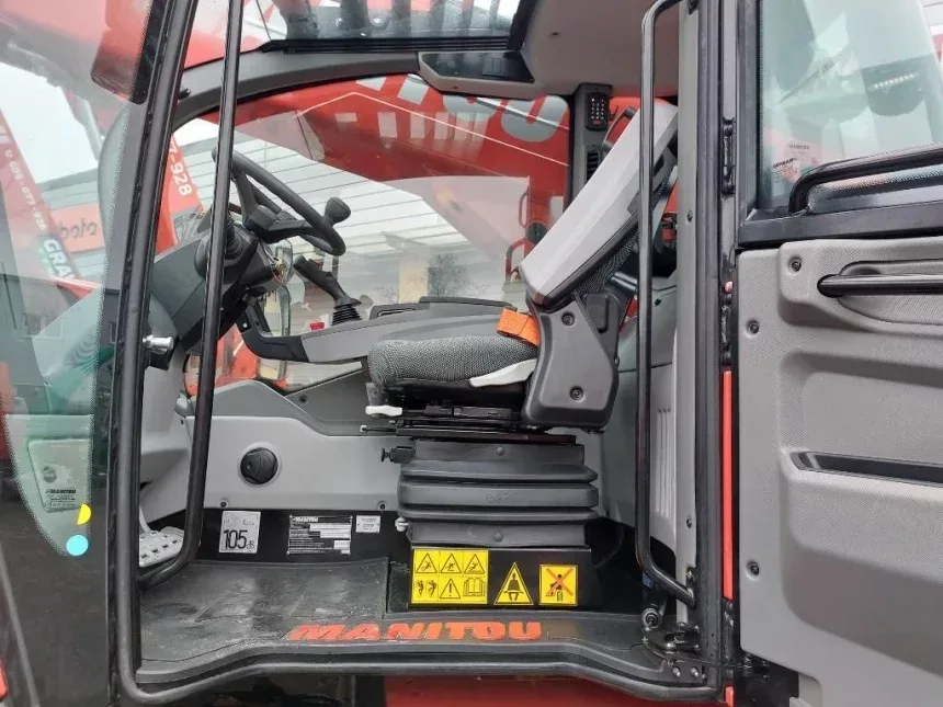 Ładowarka teleskopowa obrotowa Manitou Vision MRT 1845, miniatura zdjęcia 6 z 12.
