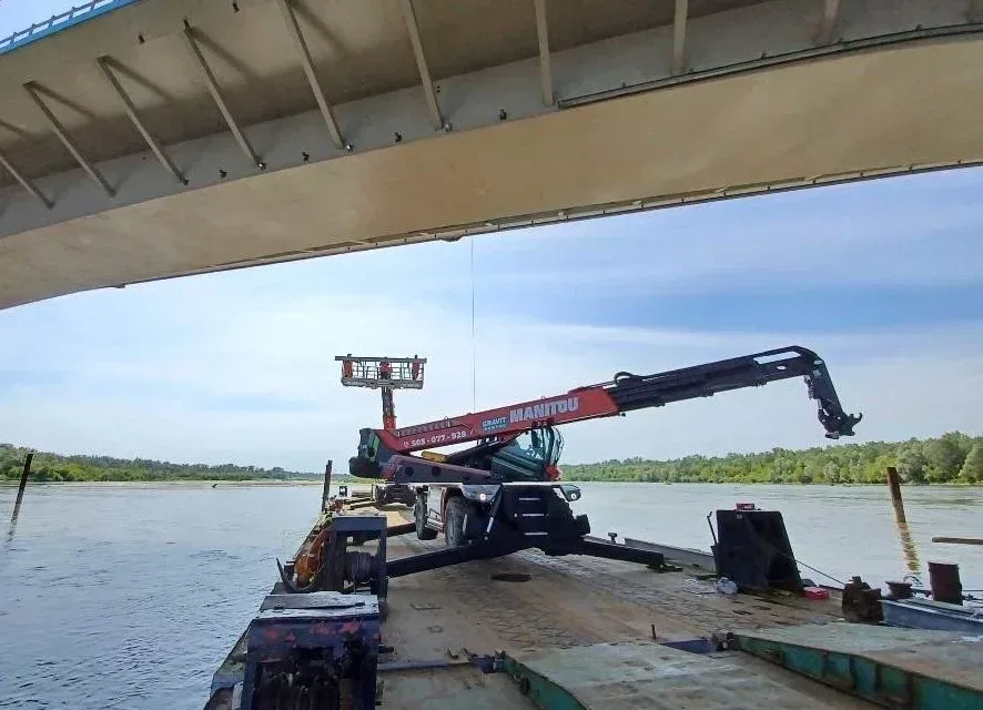 Ładowarka teleskopowa obrotowa Manitou Vision MRT 3060, miniatura zdjęcia 2 z 3.