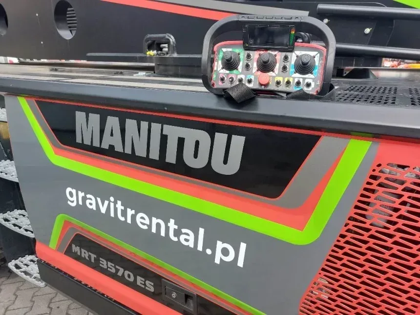Ładowarka teleskopowa obrotowa Manitou Vision MRT 3570 ES, miniatura zdjęcia 14 z 15.