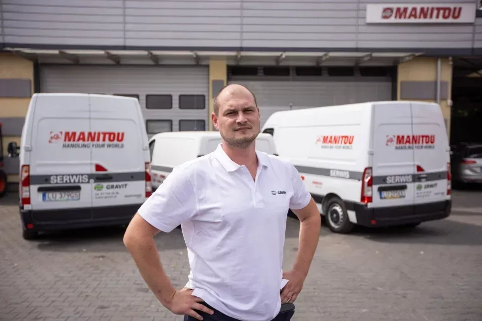Galeria serwisu — zdjęcie 7 Praca serwisu GRAVIT przy maszynach, zdjęcie 7 z 8.