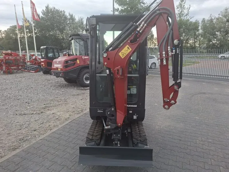 Wynajem koparki gąsienicowej Yanmar SV17 VT, miniatura zdjęcia 6 z 10.