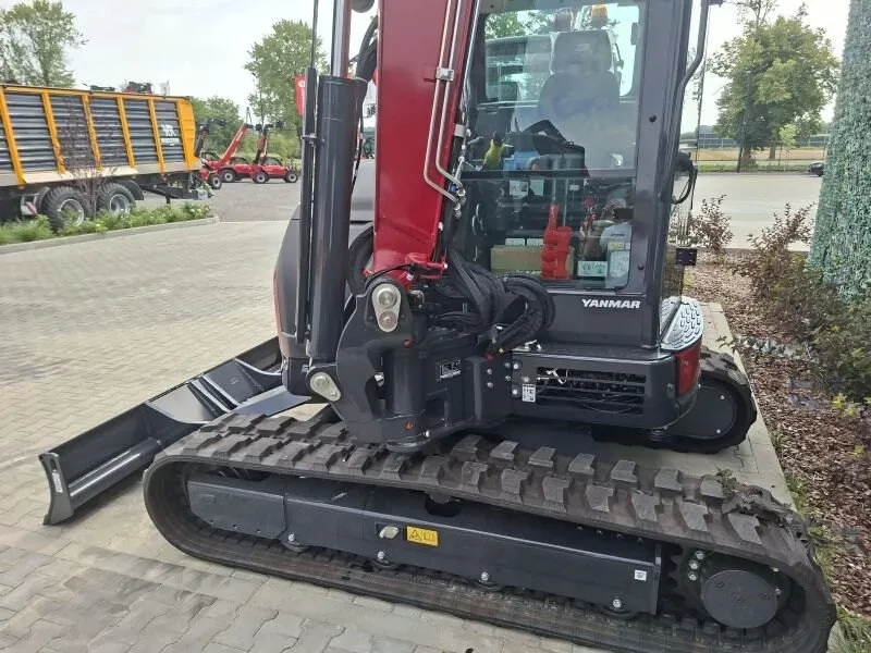Wynajem koparki gąsienicowej Yanmar SV60, miniatura zdjęcia 6 z 11.