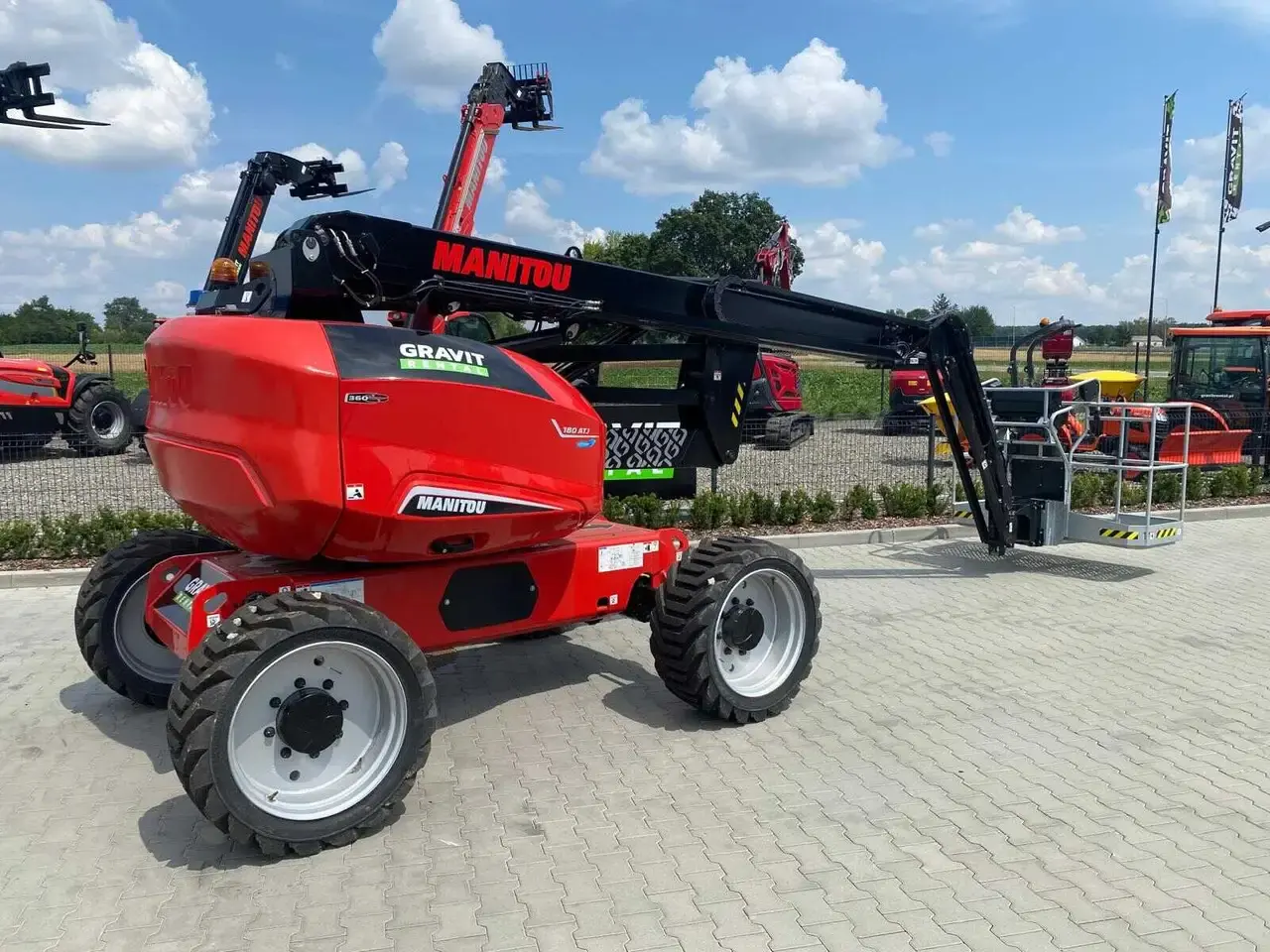 Galeria: Ładowarki teleskopowe Manitou Maszyna z kategorii ładowarki teleskopowe manitou, zdjęcie 3 z oferty.